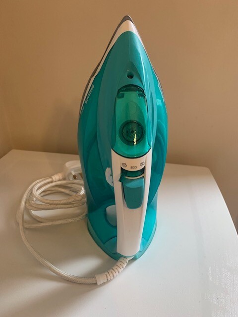 philips azur 2400w steam iron
